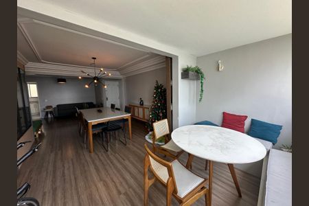 Apartamento para alugar com 264m², 4 quartos e 3 vagasSala