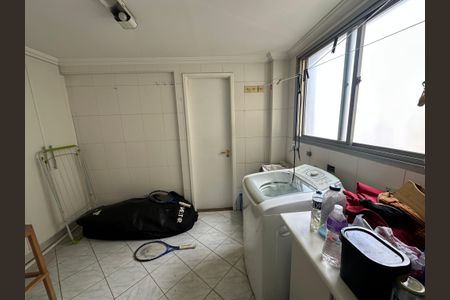 Apartamento para alugar com 264m², 4 quartos e 3 vagasÁrea de Serviço