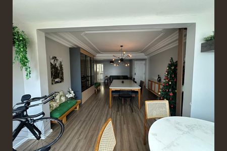 Apartamento para alugar com 264m², 4 quartos e 3 vagasSala