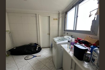 Apartamento para alugar com 264m², 4 quartos e 3 vagasÁrea de Serviço