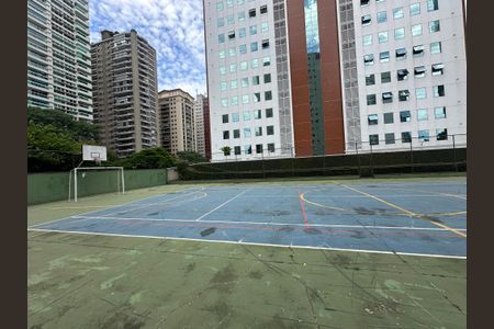 Apartamento para alugar com 264m², 4 quartos e 3 vagasQuadra Esportiva