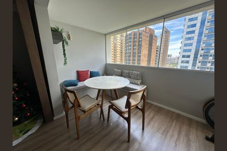 Apartamento para alugar com 264m², 4 quartos e 3 vagasSala