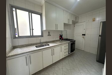 Apartamento para alugar com 264m², 4 quartos e 3 vagasCozinha