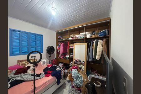 Casa à venda com 56m², 6 quartos e sem vaga Casa à venda com 56m², 6 quartos e sem vagaQuarto 2 - Casa 1