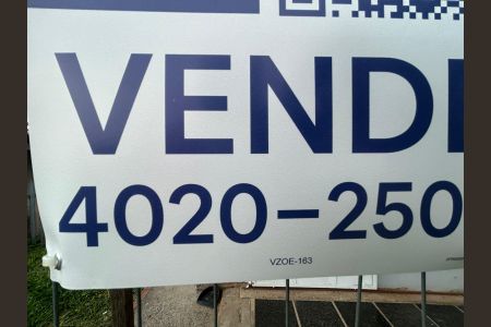 Casa à venda com 56m², 6 quartos e sem vaga Casa à venda com 56m², 6 quartos e sem vagaPlaca