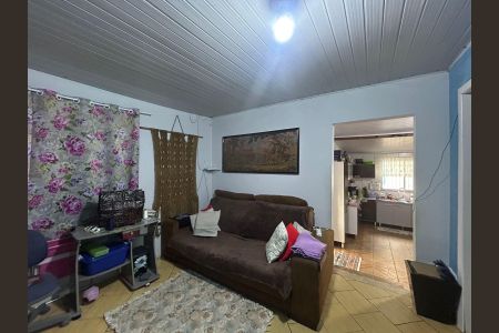 Casa à venda com 56m², 6 quartos e sem vaga Casa à venda com 56m², 6 quartos e sem vagaSala Casa 3