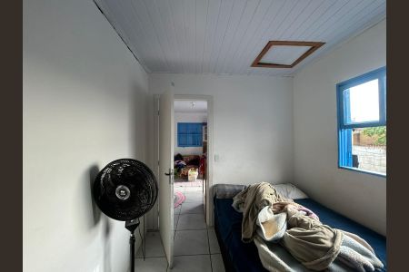 Casa à venda com 56m², 6 quartos e sem vaga Casa à venda com 56m², 6 quartos e sem vagaQuarto 1 - Casa 1