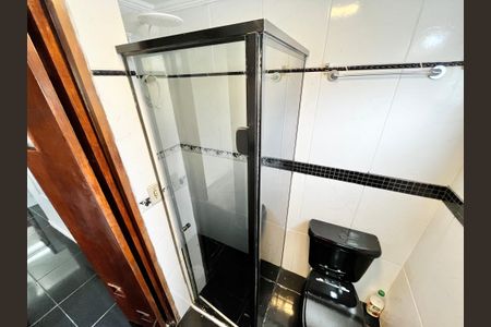 Apartamento à venda com 50m², 2 quartos e 1 vaga Apartamento à venda com 50m², 2 quartos e 1 vagaBanheiro