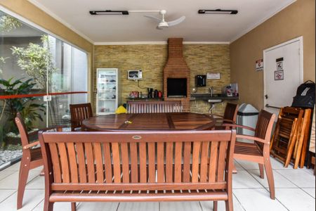 Apartamento à venda com 60m², 2 quartos e 1 vagaÁrea comum - Churrasqueira