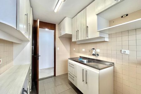 Apartamento para alugar com 55m², 2 quartos e 1 vagaCozinha