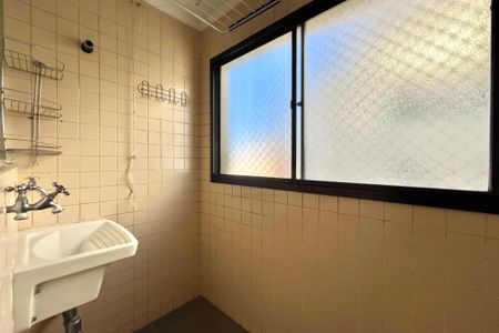 Apartamento para alugar com 55m², 2 quartos e 1 vagaÁrea de Serviço