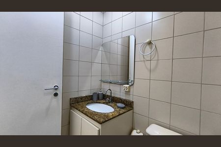 Banheiro de apartamento para alugar com 2 quartos, 47m² em Cambuci, São Paulo