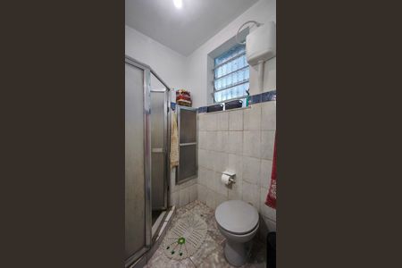 Casa à venda com 219m², 4 quartos e sem vagaBanheiro