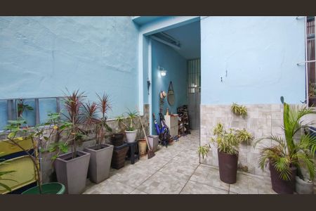 Casa à venda com 219m², 4 quartos e sem vagaQuintal