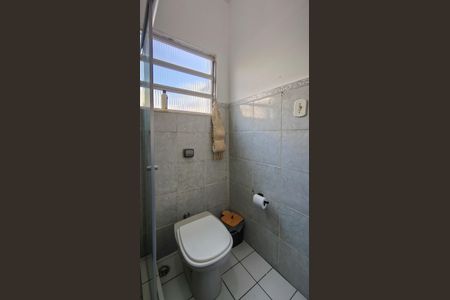 Casa à venda com 219m², 4 quartos e sem vagaBanheiro da Suíte 1