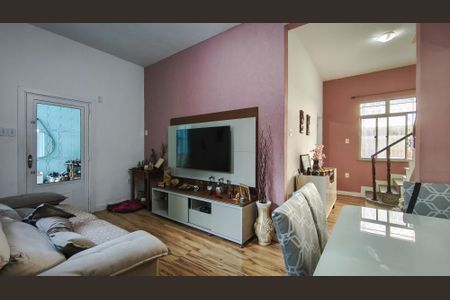 Casa à venda com 219m², 4 quartos e sem vagaSala