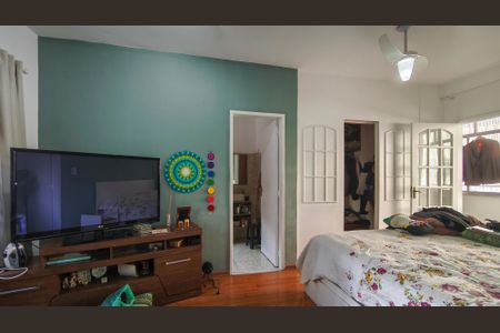 Casa à venda com 219m², 4 quartos e sem vagaSuíte 2