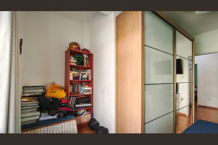 Casa à venda com 219m², 4 quartos e sem vagaQuarto 2