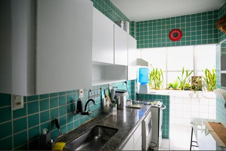 Apartamento para alugar com 100m², 2 quartos e sem vagaCozinha