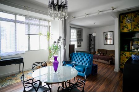 Apartamento para alugar com 100m², 2 quartos e sem vagaSala