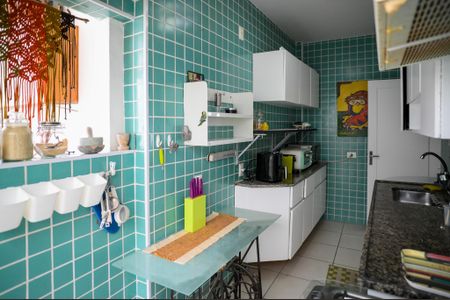 Apartamento para alugar com 100m², 2 quartos e sem vagaCozinha