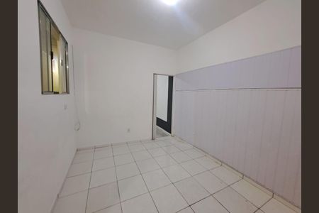 Sala de casa para alugar com 1 quarto, 70m² em Cipava, Osasco