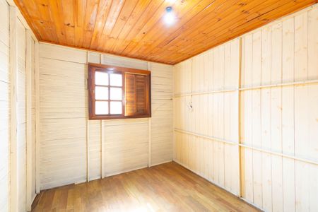 Casa à venda com 2 quartos, 70m² em Niterói, Canoas