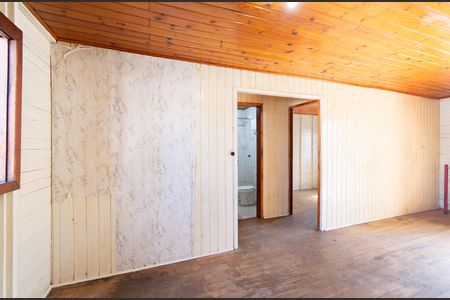 Casa à venda com 2 quartos, 70m² em Niterói, Canoas