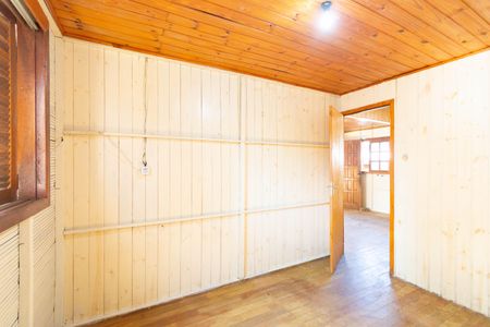 Casa à venda com 2 quartos, 70m² em Niterói, Canoas