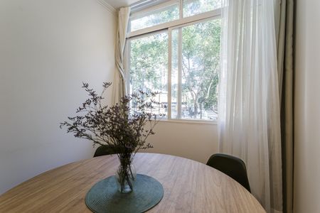 Apartamento à venda com 80m², 2 quartos e sem vaga Apartamento à venda com 80m², 2 quartos e sem vagaSala