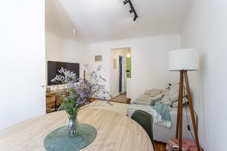 Apartamento à venda com 80m², 2 quartos e sem vaga Apartamento à venda com 80m², 2 quartos e sem vagaSala