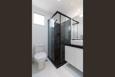 Apartamento à venda com 76m², 2 quartos e 2 vagasBanheiro da Suíte