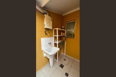 Casa de condomínio à venda com 100m², 3 quartos e 2 vagas Casa de condomínio à venda com 100m², 3 quartos e 2 vagasLavanderia