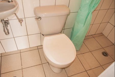 Casa para alugar com 400m², 3 quartos e 3 vagasBanheiro de Serviço