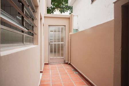 Casa para alugar com 400m², 3 quartos e 3 vagasAcesso Lateral