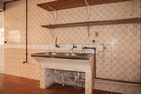 Casa para alugar com 400m², 3 quartos e 3 vagasÁrea de serviço externa (Piso inferior)