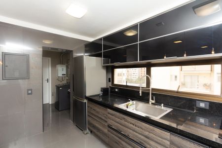 Apartamento à venda com 110m², 3 quartos e 2 vagasCozinha