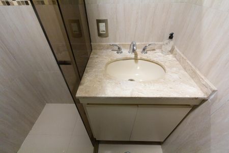 Apartamento à venda com 110m², 3 quartos e 2 vagasBanheiro da Suíte 1