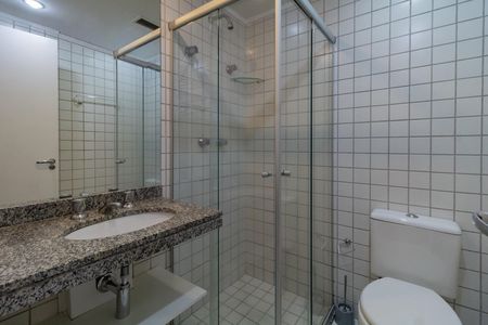 Apartamento para alugar com 30m², 1 quarto e 1 vaga Apartamento para alugar com 30m², 1 quarto e 1 vagaBanheiro da Suíte