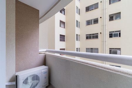 Apartamento para alugar com 30m², 1 quarto e 1 vaga Apartamento para alugar com 30m², 1 quarto e 1 vagaVaranda