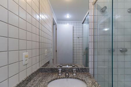 Apartamento para alugar com 30m², 1 quarto e 1 vaga Apartamento para alugar com 30m², 1 quarto e 1 vagaBanheiro da Suíte