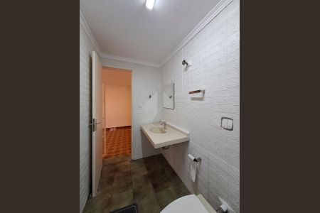 Casa para alugar com 96m², 1 quarto e sem vaga Casa para alugar com 96m², 1 quarto e sem vagaBanheiro