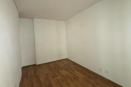 Apartamento para alugar com 71m², 3 quartos e 1 vagaSuíte 