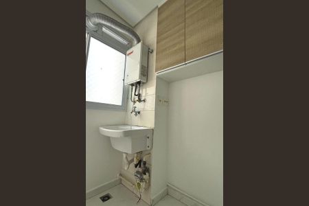 Apartamento para alugar com 71m², 3 quartos e 1 vagaÁrea de Serviço