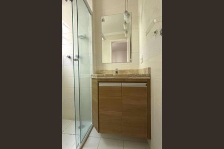 Apartamento para alugar com 71m², 3 quartos e 1 vagaSuíte - Banheiro 