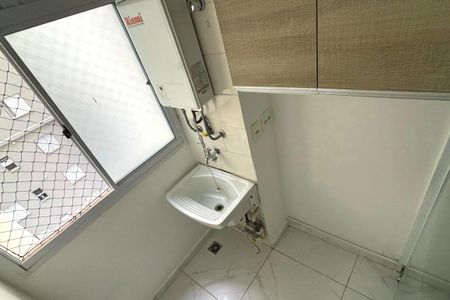 Apartamento para alugar com 71m², 3 quartos e 1 vagaÁrea de Serviço