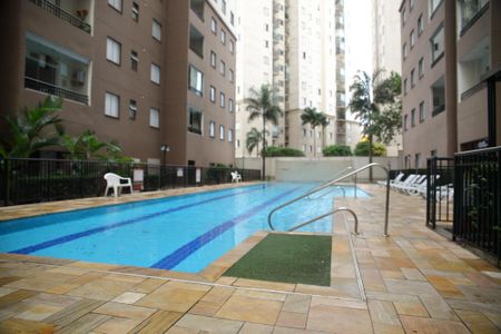 Apartamento para alugar com 71m², 3 quartos e 1 vagaÁrea comum - Piscina 