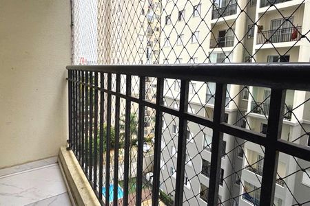 Apartamento para alugar com 71m², 3 quartos e 1 vagaSala- Sacada 
