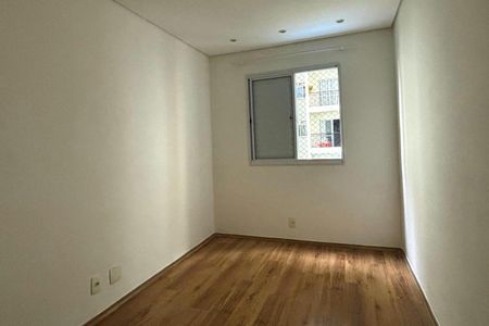 Apartamento para alugar com 71m², 3 quartos e 1 vagaQuarto 2