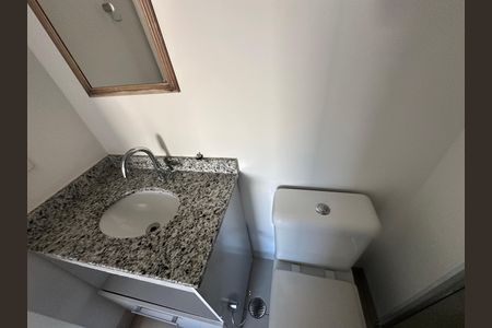 Apartamento à venda com 62m², 2 quartos e 1 vaga Apartamento à venda com 62m², 2 quartos e 1 vagaBanheiro Social